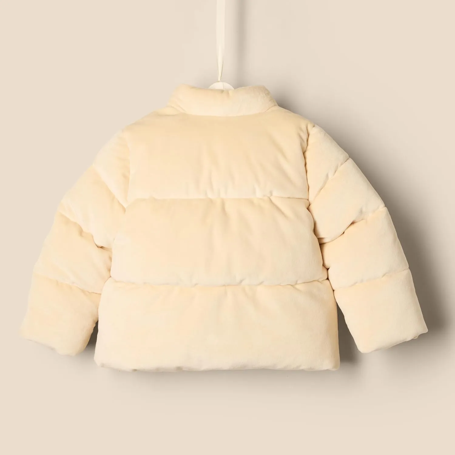 Amazon Essentials x Sofia Grainge Toddlers and Baby Girls' Velour Puffer Jacket