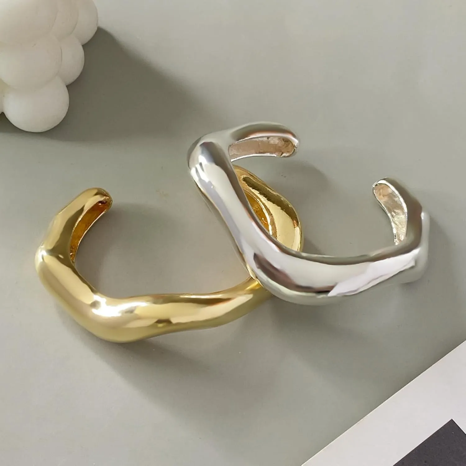Chunky Gold Bangle Bracelets Thick 14K Gold Bracelet Adjustable Twist Cuff Bracelet Bangle Classical Fashion Summer Jewelry for Women