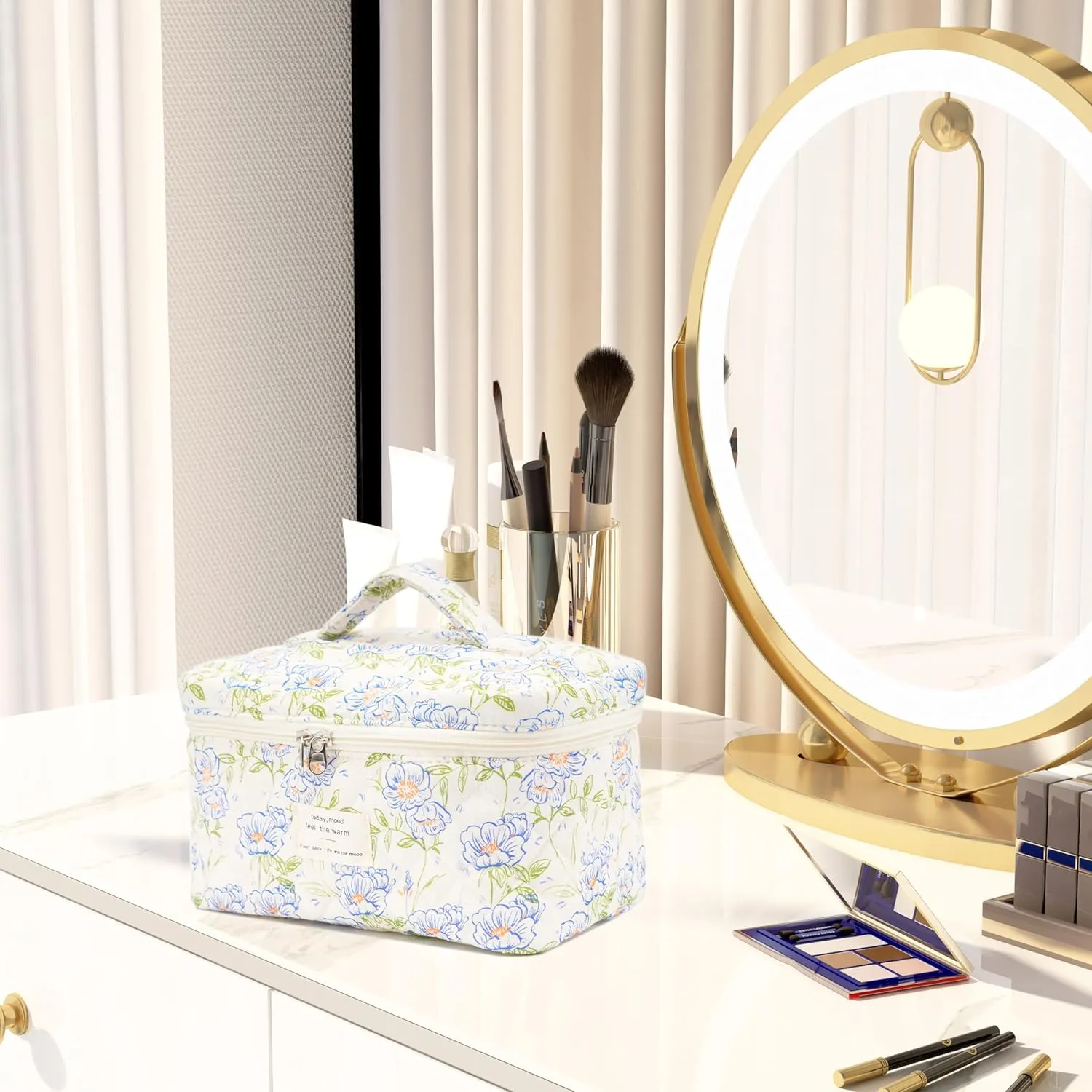 Cute Quilted Makeup Bag Cotton Aesthetic Flower Cosmetic Bag Floral Toiletry Bag for Women (Flower Light Blue)
