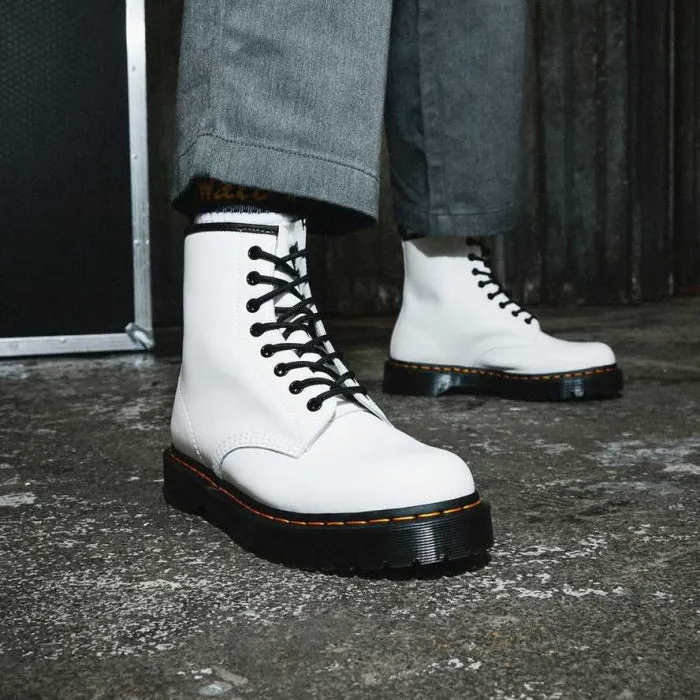Dr Martens -  Bex 1460 8 Up White Leather Boot