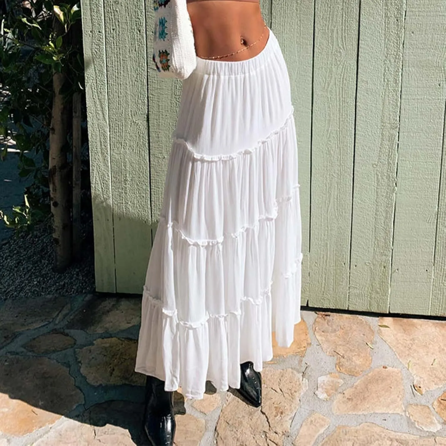 FOMOYUU Tiered Long Skirts for Women Elastic Waist Pleated Flowy A-Line Maxi Skirt Ruffle Swing Boho Summer Beach Skirt