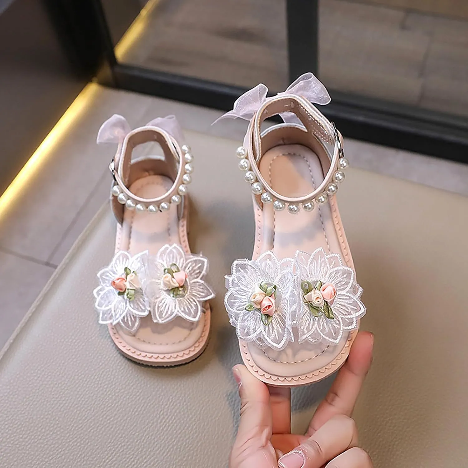 Girls Flower Sandals Strappy Cute Open Toe Dress Sandals Bow Pearl Non Slip Soft Bottom Shoes Kids Princess Shoes