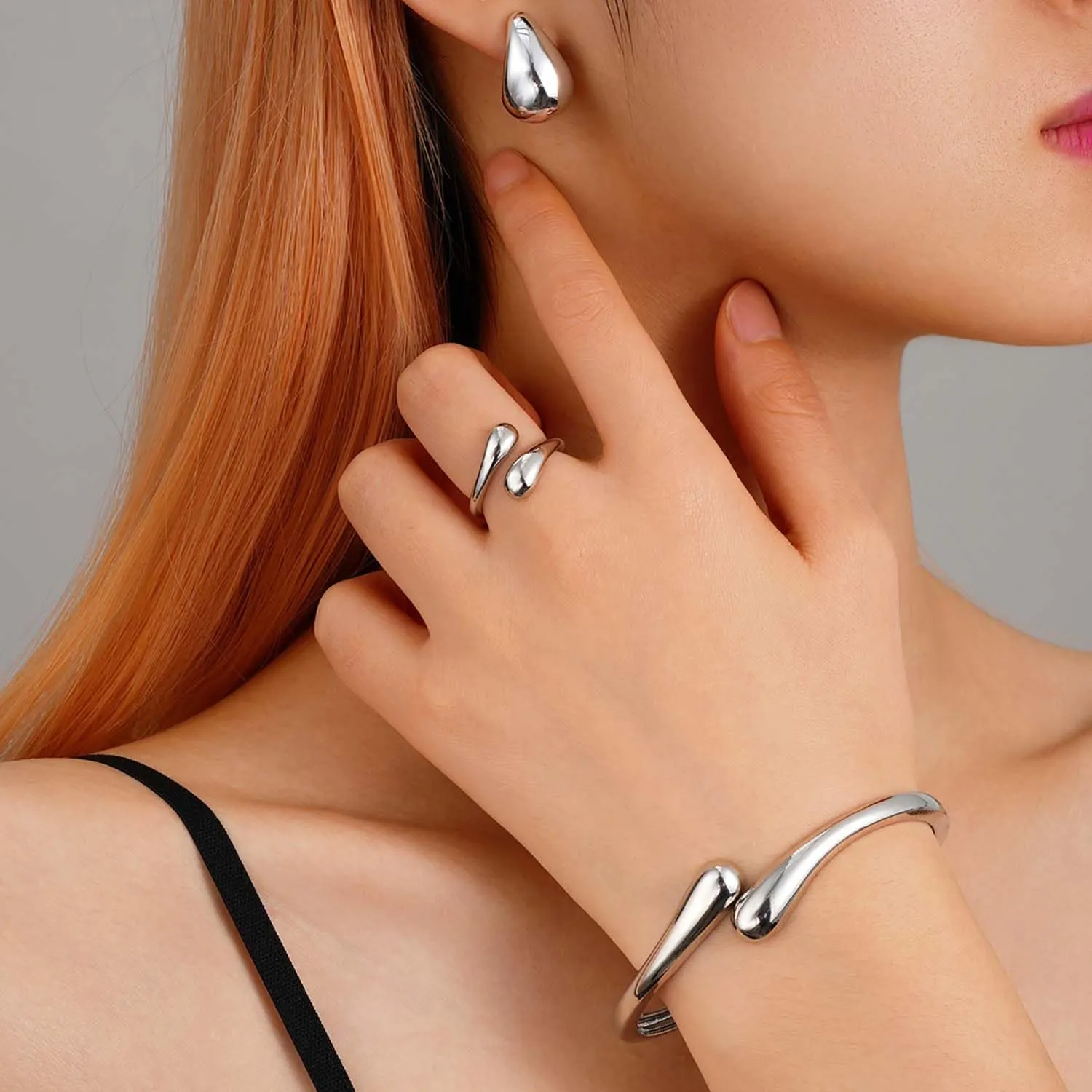 Gold Bangle Bracelets for Women Teens Trendy Chunky Adjustable Twist Cuff Bracelet Jewelry Gifts
