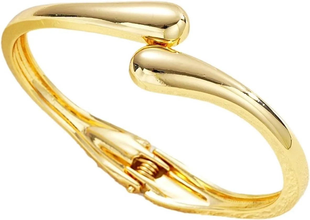 GYRMMUE Chunky Gold Bangle Bracelets for Women,Vintage 14K Gold Plated Twist Cuff Bracelet Geometric Irregular Stackable Bracelet Jewelry