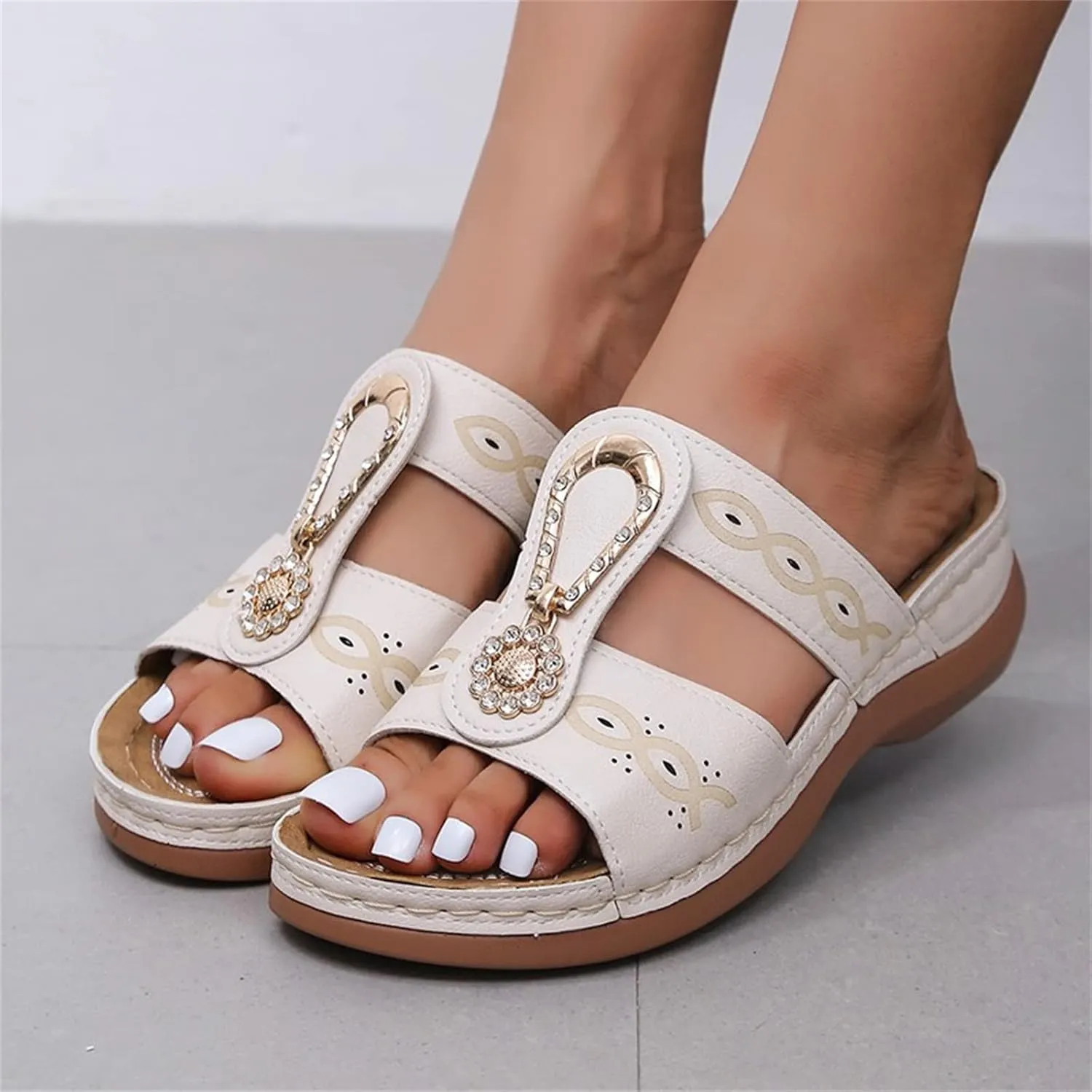 Ladmiple Sandals Women Beach Cute Comfortable Walking Orthopedic Flip Flops Dressy Summer Orthotic Slides with Arch Support