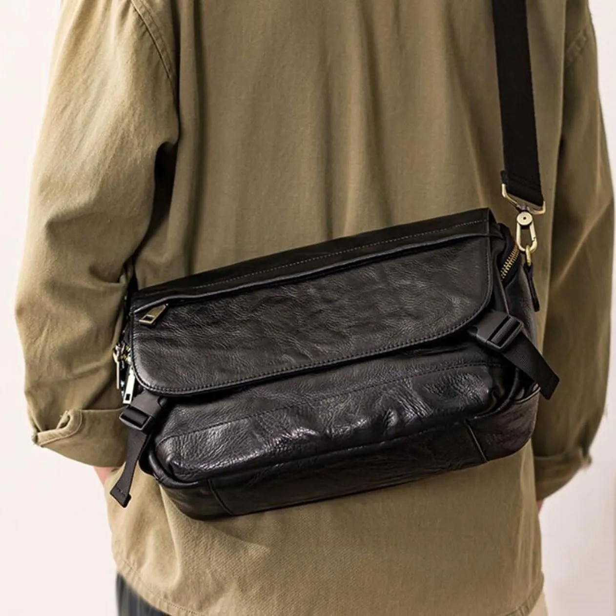 Mens Waist Packs Messenger Shoulder Bags Genuine Leather Casual Daypacks Crossbody Bags Travel Bags Briefcases