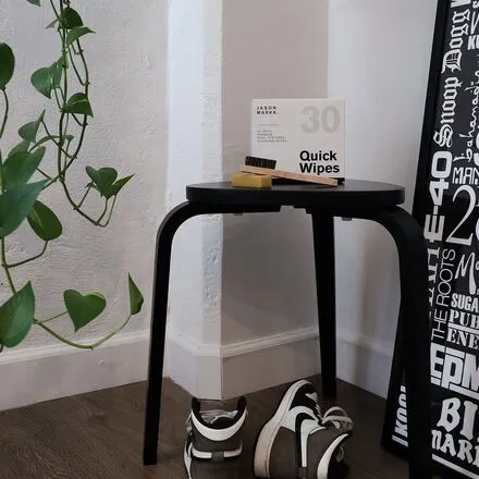 Napkins for quick shoe cleaning - 30 pcs. Jason Markk, white