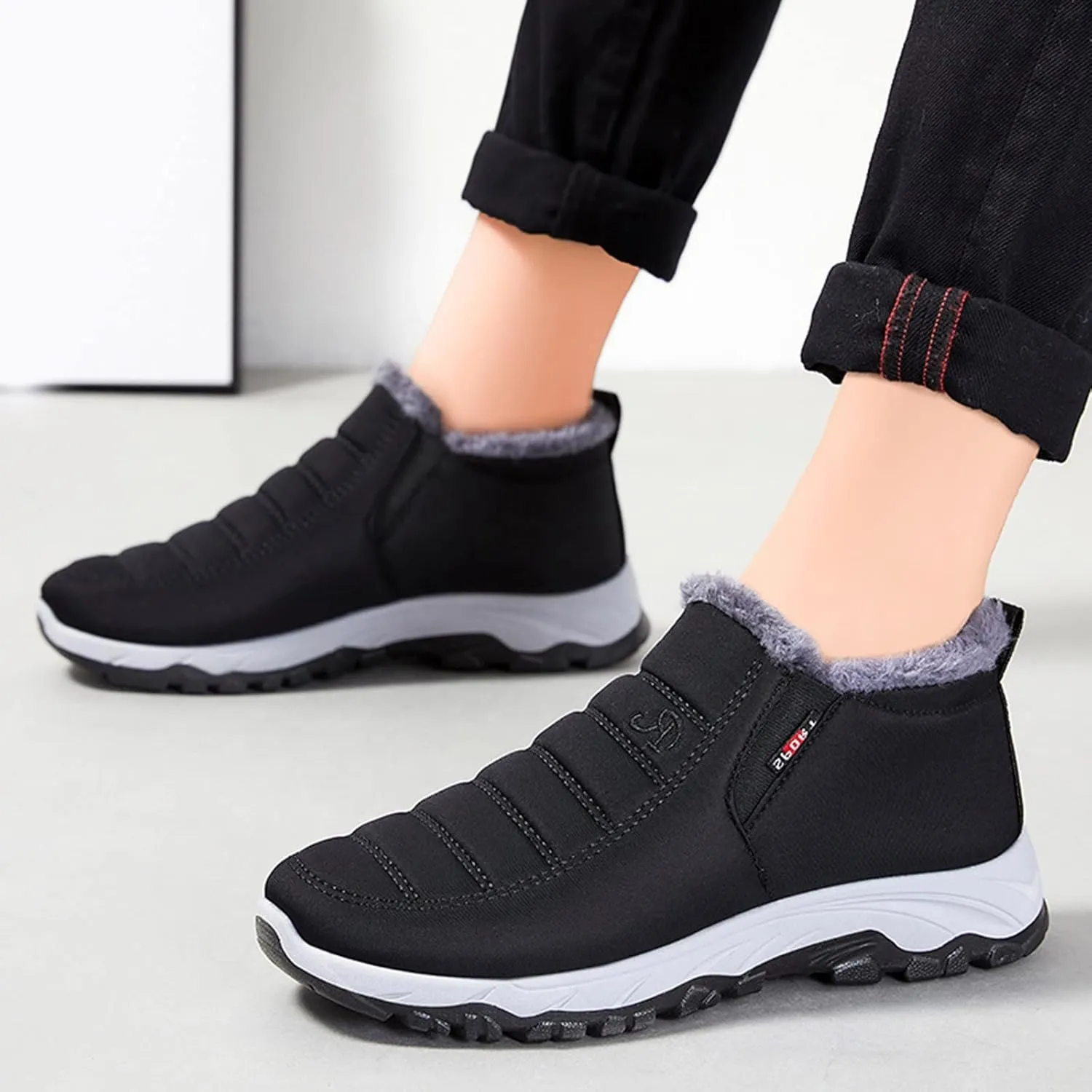 Snow Boots for Women Non Slip Women's Short Snow Boots Fur Boots for Women Winter Short Womens Lightweight Cold Weather Winter Boots, Waterproof Snow Shoes Snow Boots Wide Calf