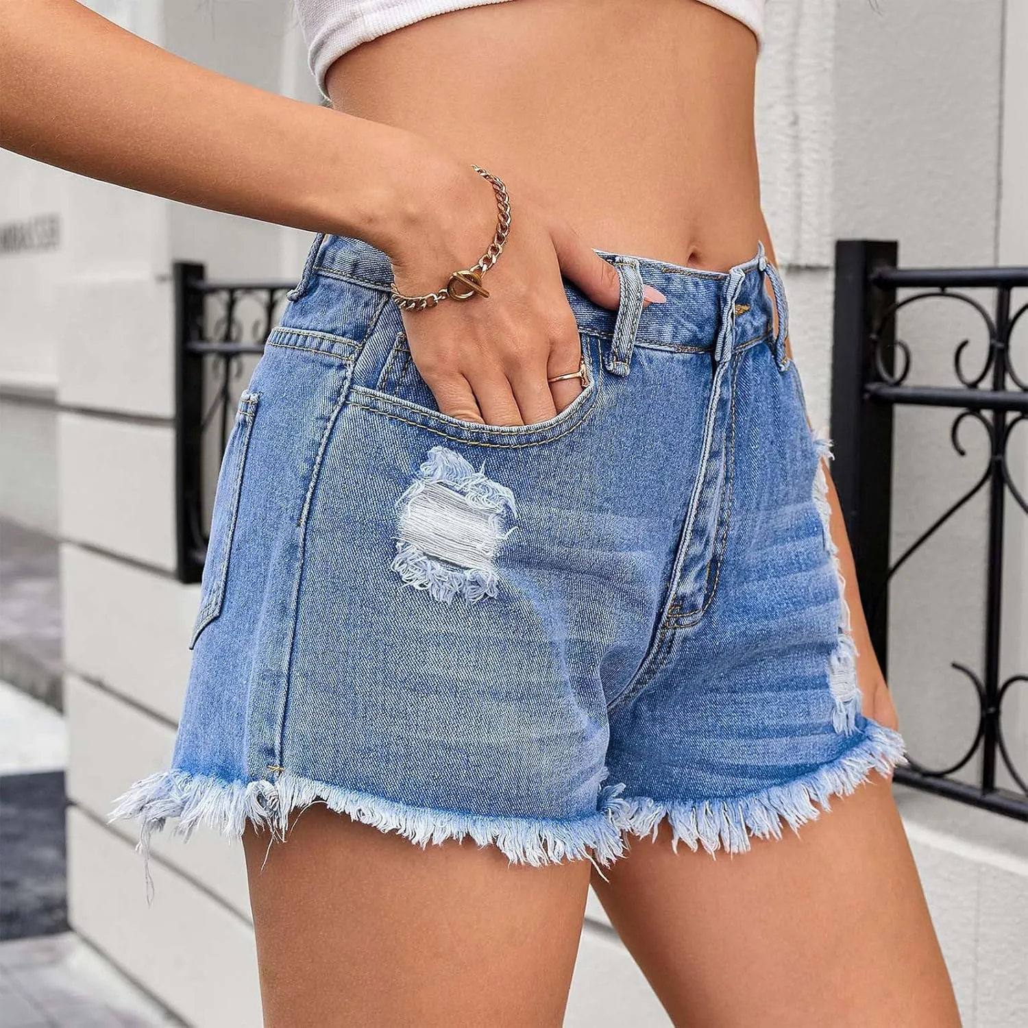 Women's Ripped Denim Shorts Button Zipper High Waisted Summer Fashion Jean Shorts Sexy Hot Pants