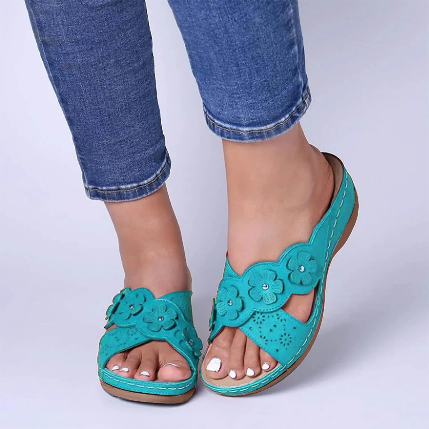 ZSpzx Orthopedic Sandals for Women Dressy Summer 2025 Comfortable Women's Hollow Flower Slippers Womens Sandals Arch Support Casual Sandals Boho Walking Shoes Sandalias OrtopDicas Para Mujer